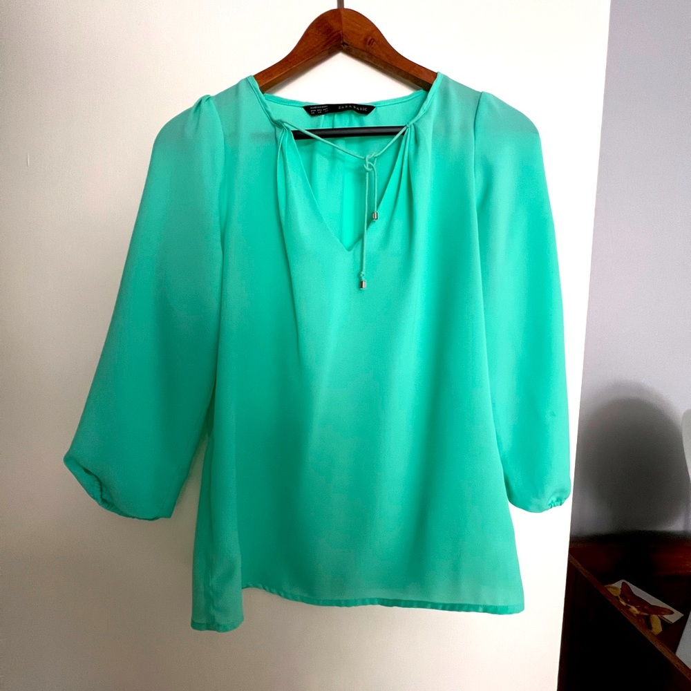 Zara Blouse. Size XS